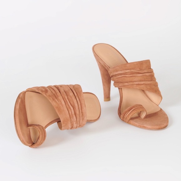 NIB Veronica Beard Orla Scrunched Suede Sandal - Picture 5 of 14